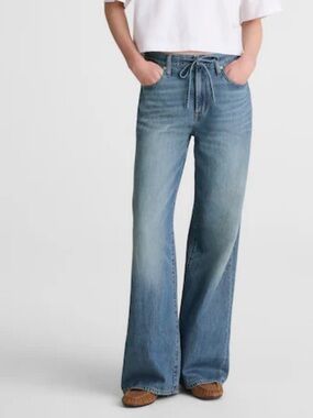 Madewell The Ultimate Wide-Leg Jean in Airy Denim in Pickett Wash Airy, Size 25